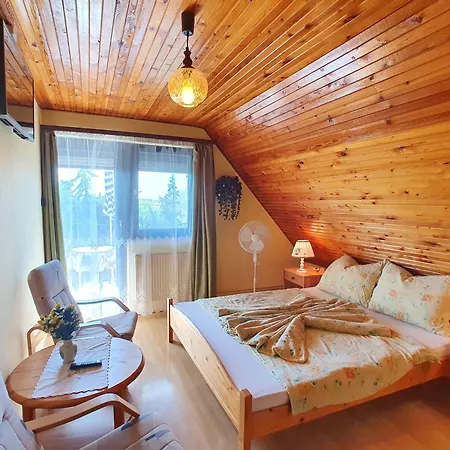 Istvan Apartament Vonyarcvashegy